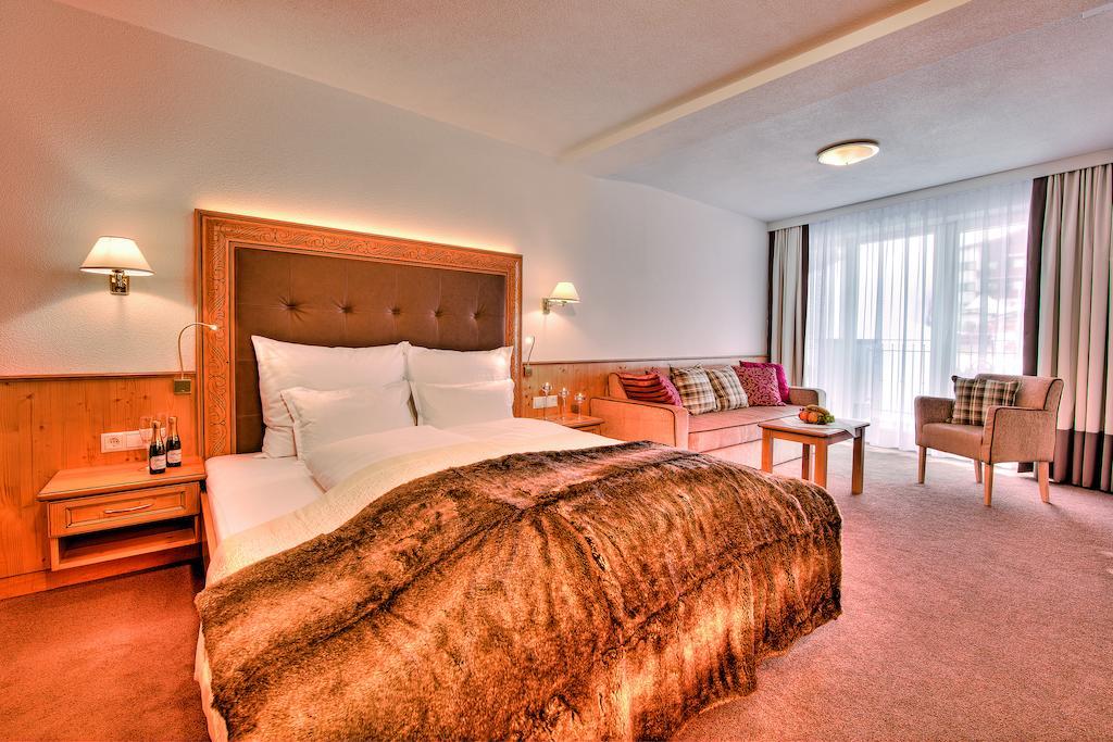 Hotel Garni Urezza Ischgl Exterior foto